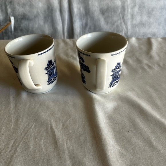 SET OF 2 COFFEE MUGS VINTAGE MADE IN ENGLAND CHURCHILL WILLOW BLUE - Picture 9 of 10